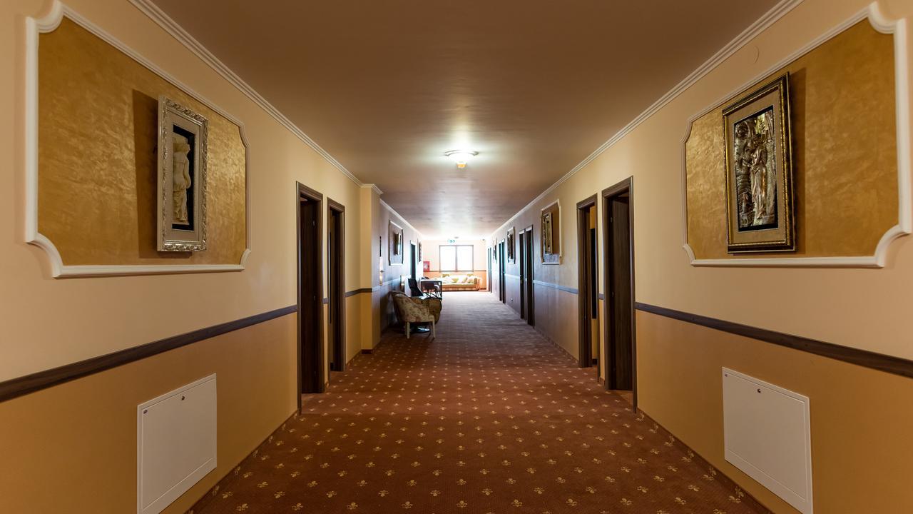 Monte Carlo Reghin Hotel Екстериор снимка