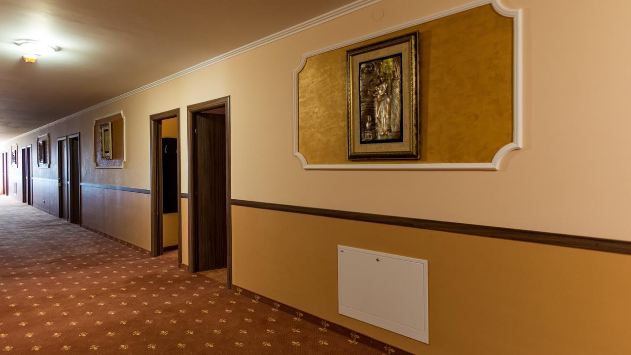 Monte Carlo Reghin Hotel Екстериор снимка